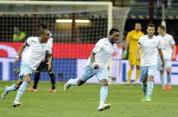 Ogenyi Onazi Donates N1million To Falcons